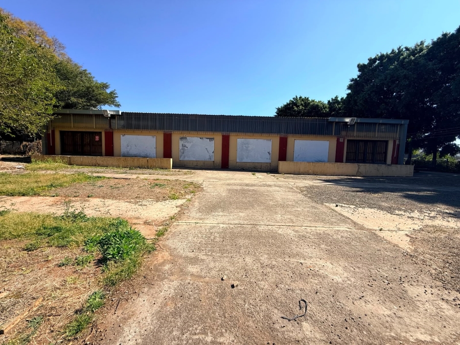To Let Commercial Property for Rent in Waterkloof A H North West